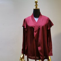 일상속에서도 자신있게 특별함을 갖춘 생활한복을 더한 퓨전 명절 의상 상의 나팔꽃 저고리