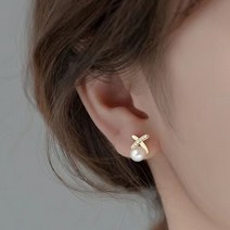 CLJD 14K담수 진주 크로스오버 디자인 귀걸이 스터드 귀걸이
