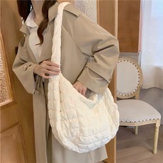 데일리25 오버사이즈 퀼팅 크로스백