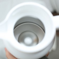달팽이리빙 퀴진드마망 보온보냉 주전자, 1.5L, 화이트, 1개