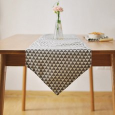 넓은테이블러너