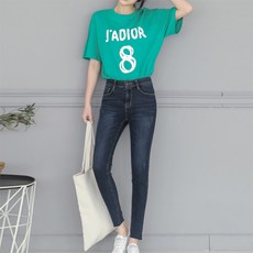 acf704a0-f60a-428c-b858-351729c7e9db.jpg
