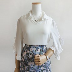 카라넥 소매 프릴 블라우스