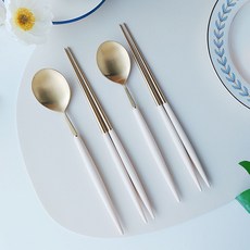보겐 에펠 한식 수저 2벌 세트, 골드+크림, 숟가락 2p + 젓가락 2p 골드+크림, 숟가락 2p + 젓가락 2p