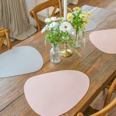 까사재클린 양면 방수 가죽 식탁 테이블 매트 조약돌 2종 x 2p, 핑크 + 다크그레이, 네이비 + 라이트그레이, 가로세로(450x370mm)