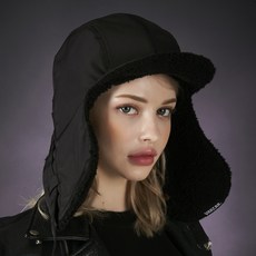 오버핏리버서블트루퍼햇