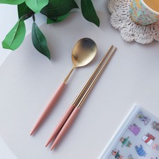 보겐 에펠 프리미엄 커트러리 4종 세트, 숟가락 + 젓가락 + 파우치, 골드 + 카라멜(숟가락, 젓가락), 랜덤발송(파우치)