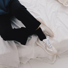 모어화이트