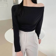 오프숄더티