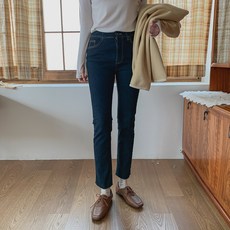 4db6c4ec67c14713a9be3a104359e4a0.jpg