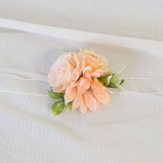 꽃팔찌부토니에