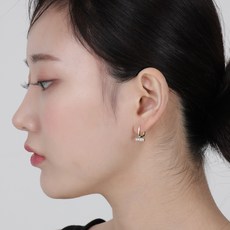  오플랑 여성용 무니켈침 일자큐빅 원터치 귀걸이 O35JE03902FRE  상품 이미지
