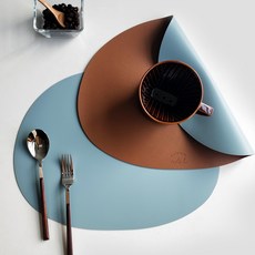 에이드엘 빅블 가죽 테이블매트 2p, 카멜 + 스카이, W 410mm x D 312mm x 두께 1.8mm