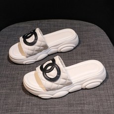 992e3bbc5c0a19a584387963097d75b2f71e44e4e2b0bece336c3d238363.jpg