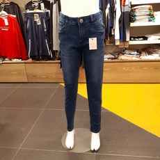 719e7a411e1501d7b0cc3d8aaea580e6f2951067b45149f4c1b5302313e1.jpg
