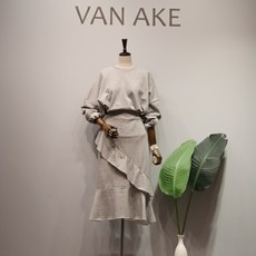 40f144b3d814b06b1652b2a3c8eb25f8bc0b8b45c3811950841c6dd547ca.jpg