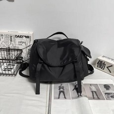 패션 대각선 가방 방수 블랙 메신저 간단한 여성 대용량 트레이드 바오 백 조커 패션 숄더백