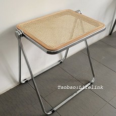 10a2449a611fcb04c1b66c7d49cd0cf2b4f76738b56219d270c105bdc836.jpg