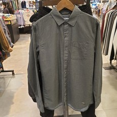 f2326c28cc702bfa2d95ba1955bc6d0d5beac1fb917ed76a96d00f23c026.jpg