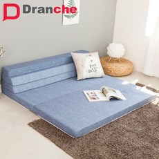 edbe8d022c186417b0cce4094a5d3ff76df8da2ef27df8bed6668b48d546.jpg