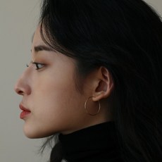 레스이즈모어귀걸이