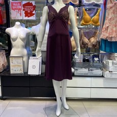 994b06008edb5a20a22f59e69880f8ddd329a2b12778a3ba66b89deaefe6.jpg