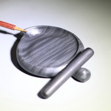 a5f152d39217bfd1542a46df26e44924cc34fe06b53645e9a22f8890f59a.jpg