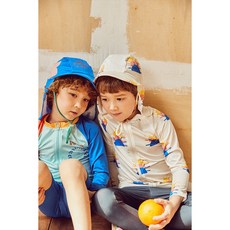 데님인더박스래쉬가드