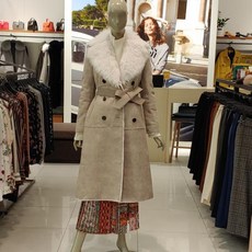 시슬리(Sisley) 시슬리 양털카라 더블 롱무스탕코트SALEC3961