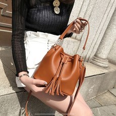 922db96a847012f473423c3a6cfc9062e4b149b060a20cdeba2c73d65b8c.jpg