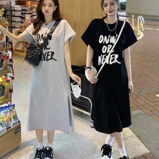 여성 여름 캐주얼 패션 밑단 트임 짧은 소매 귀여운 스타일 여성 레터링 반팔 롱 원피스
