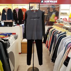 56f0083093aef47dd7e4004b3c9777776f2ca48e21cd6191f9ced16b688e.jpg