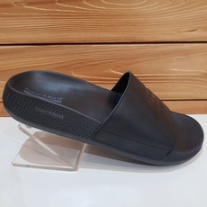 0cca9b5fdde0cce9dd50d8ed353de6d96bb70e525845e9c019efe0ab80de.jpg