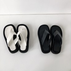여름 후리스 플리스 패치워크 A형 끌다 플랫 스타일리쉬 와이드 논슬립 미끄럼방지 고무창 키높이슬리퍼