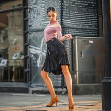 dbee910bb376d9dd3c5c29b54f38d73684f6aa63f5de9aaf8338d8ff8d56.jpg