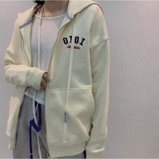 92ffce97cb23cc47a86505e2a02df54b14cf3e721a76d6459f766f06e1b0.jpg