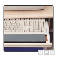 b7d3a0cd6feec2d61da190a3e1e49f23e1f6ef4d924b17889c6512910c10.jpg