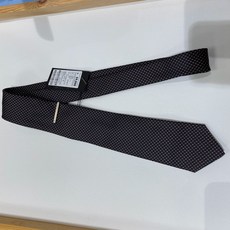 앤드지 바이 지오지아 클래식한 브라운 패턴 넥타이