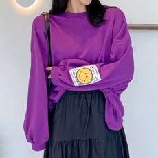 퍼니걸스 스마일 패치 박시 맨투맨_8132 맨투맨