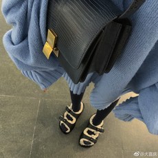 겨울 양털 양가죽 버클 샌들 털샌들