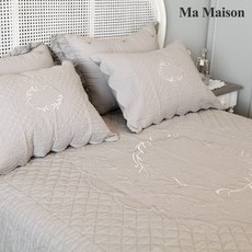 0cd911ac3109a2ae7ab3e6a5a9e09c36c629bd4e192f8966ec7ea483b2f3.jpg