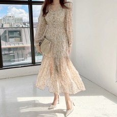 81e923cd8caa13709fb368f37b1f5228906a40bbe826bc3fe4d2e415d9e9.jpg