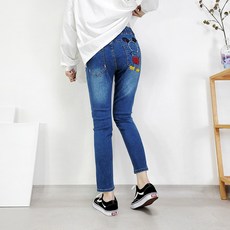 c5a6acb12b40fee5b09a5837c792991a7aeca82eb5ff9780312f5ee6c6b1.jpg