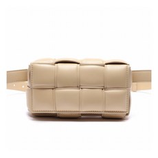 보테가베네타카세트벨트백