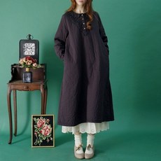 [내추럴가든]웬디 자수 본딩 원피스