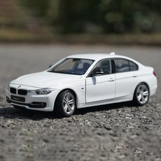 자동차 다이캐스트 키덜트 WELLY BMW 335i 스케일