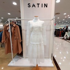 샤틴 샤틴 에스블랑 꽃자수 레이스 원피스 S191A624A