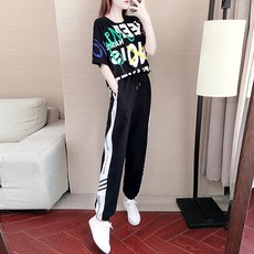 c9cf40802a95af341122347ef77304124c50a7a2a1554474d55cfe1a8440.jpg