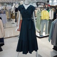 씨씨콜렉트 러플V넥 벨티드롱원피스(E213MSE106/딥그린)