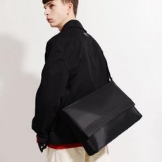 아트박스/피스메이커 NYLON TWILL MESSENGER BAG (BLACK)